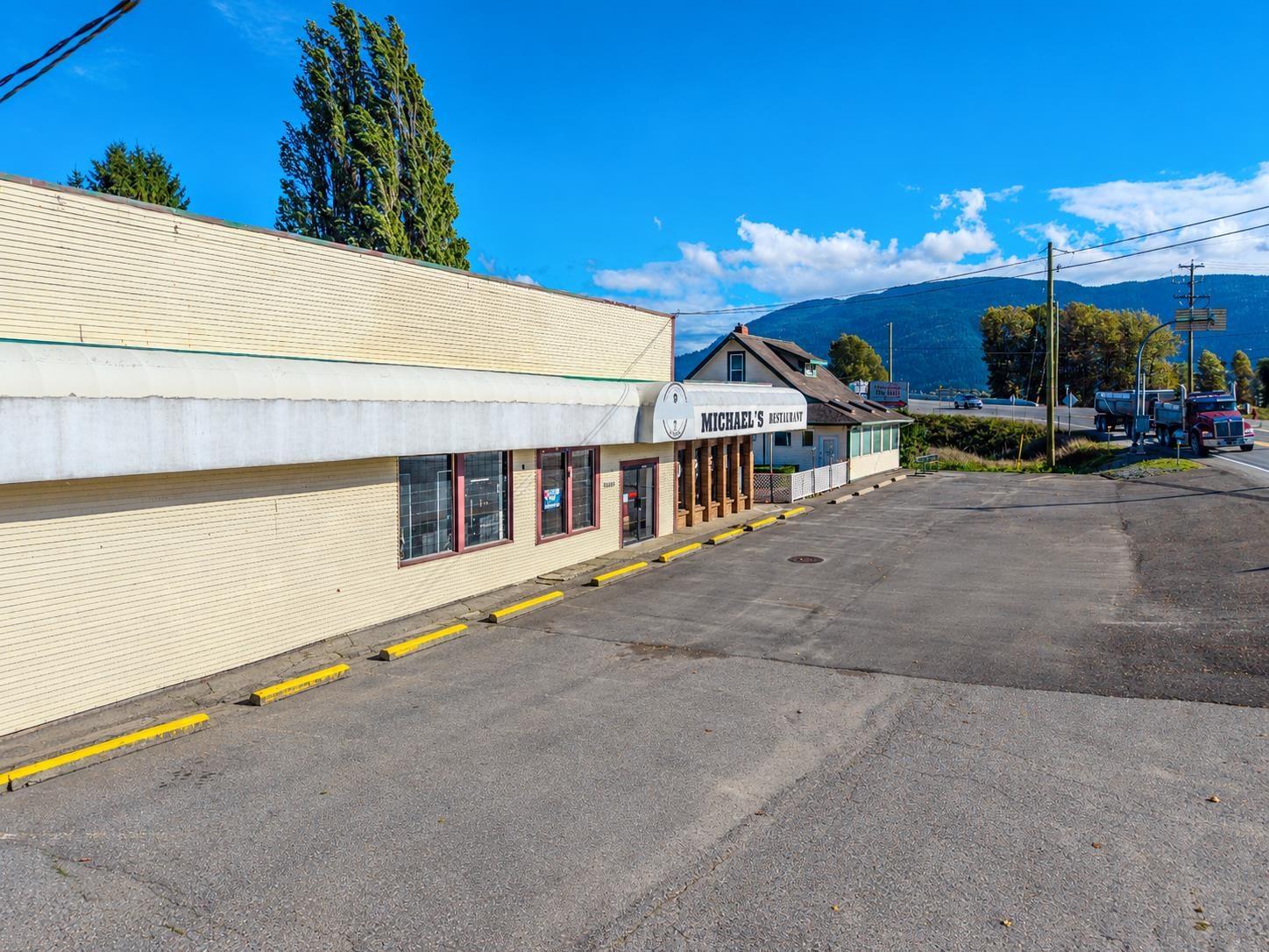 A 37165 Lougheed Highway Property Photo 1
