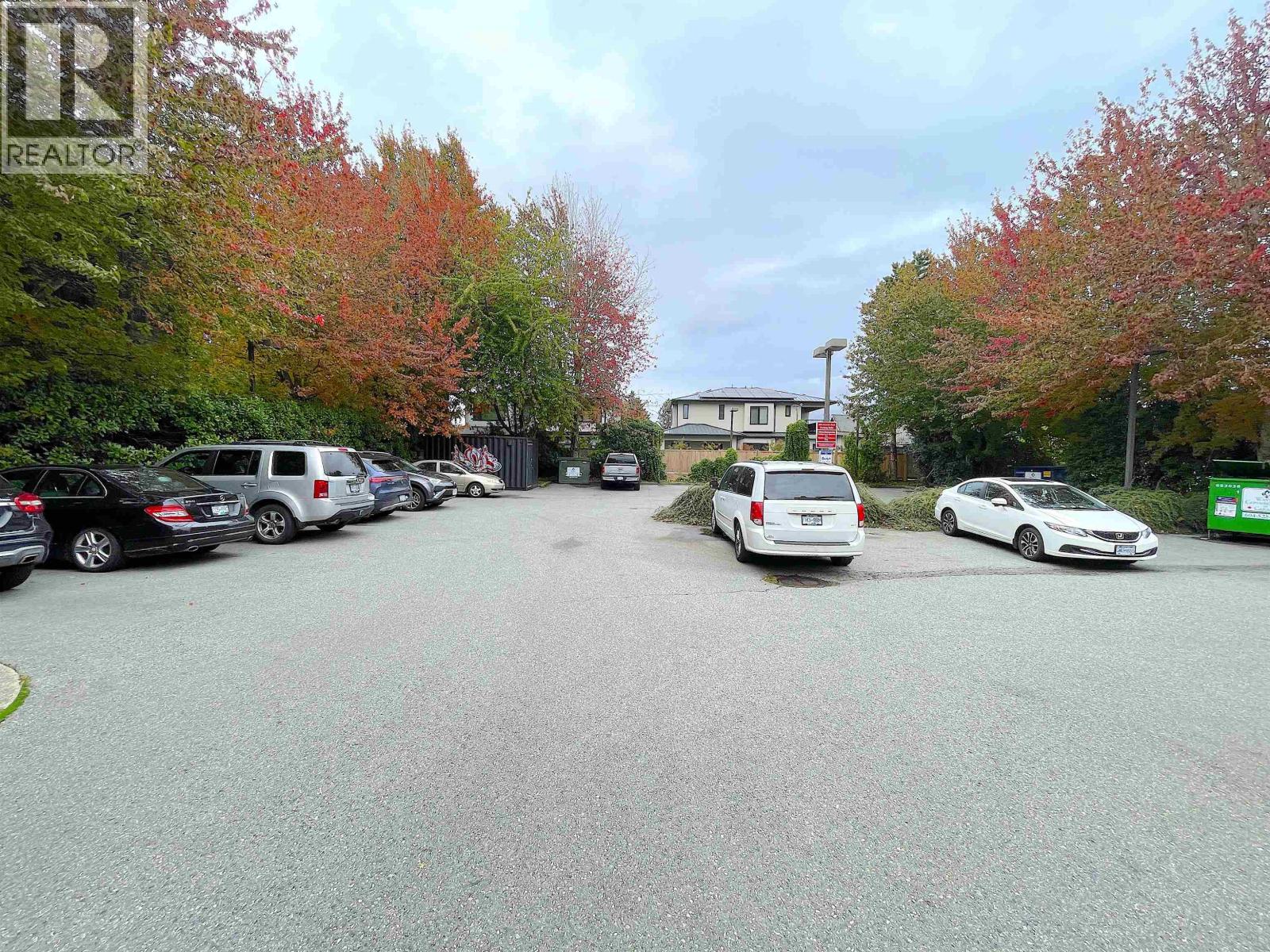 100 8611 Alexandra Road Property Photo 9