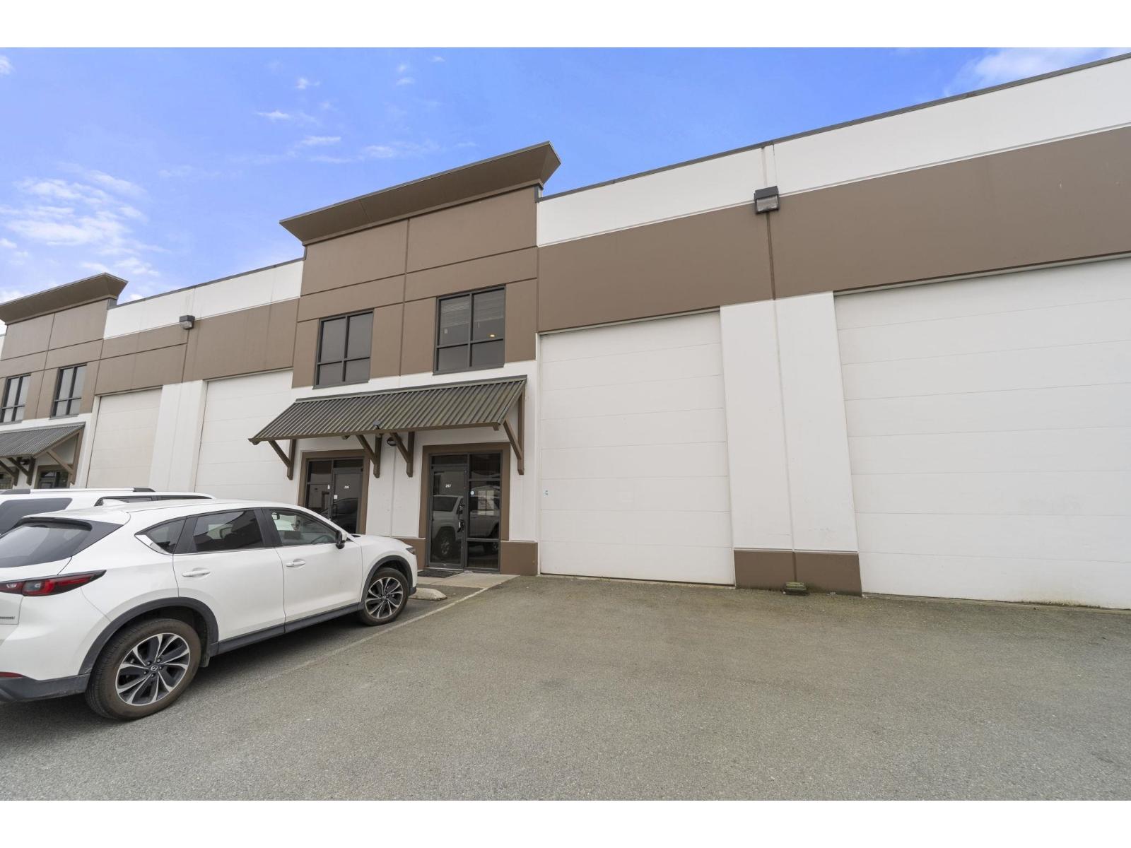 207 7261 River Place Property Photo 1