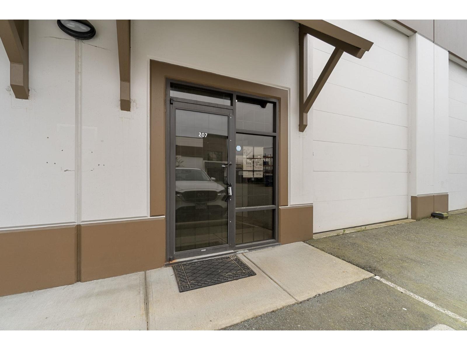 207 7261 River Place Property Photo 2