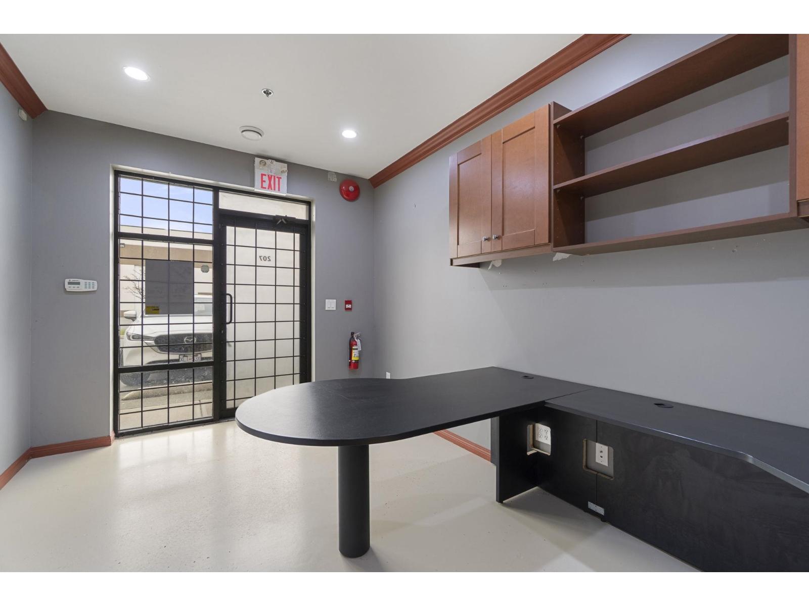 207 7261 River Place Property Photo 4