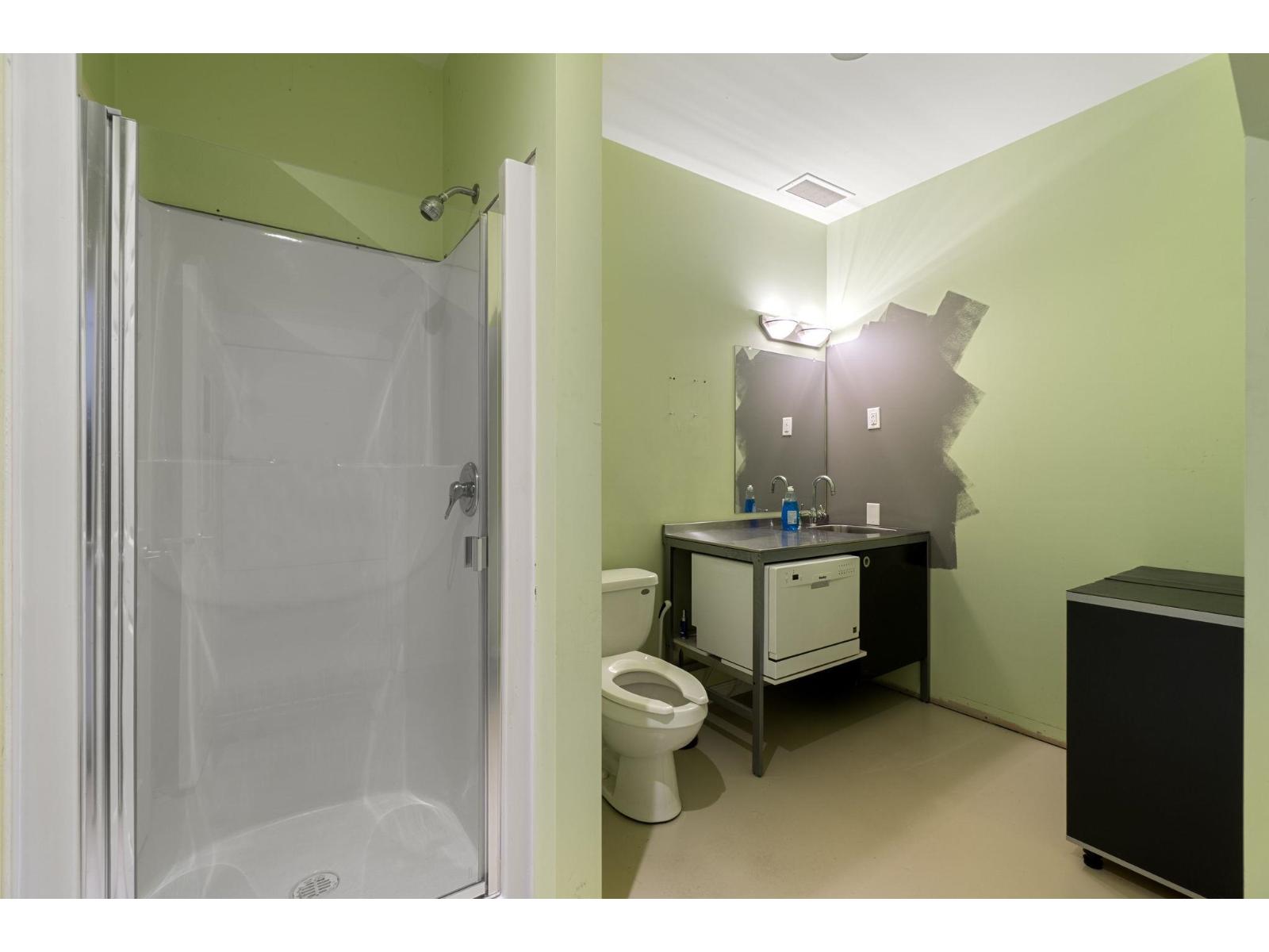 207 7261 River Place Property Photo 9