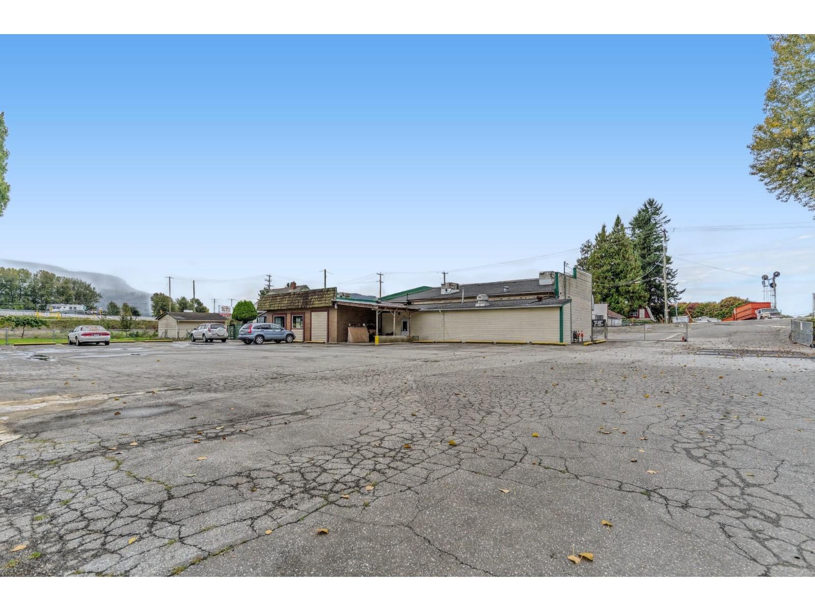 37165 Lougheed Highway Property Photo 32