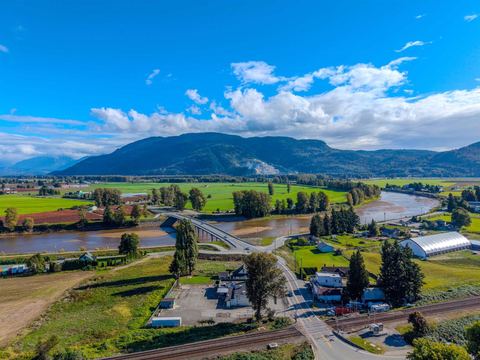 37165 Lougheed Highway Property Photo 33