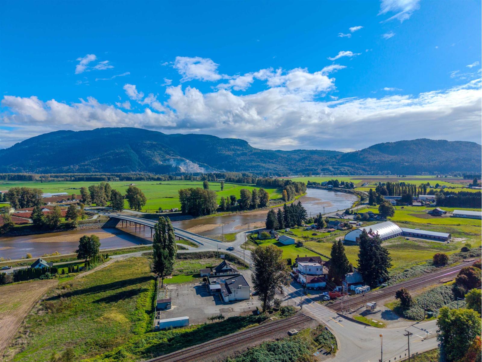 37165-37191 Lougheed Highway Property Photo 37
