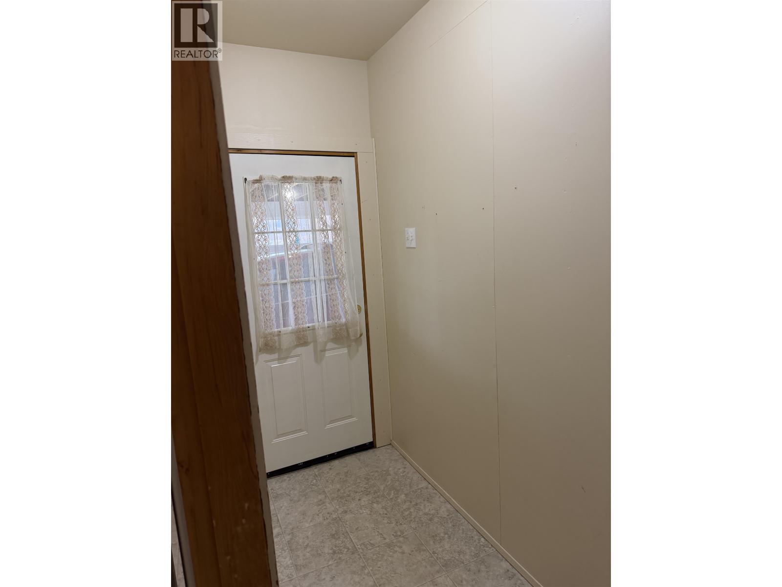 2085 Carnaby Street Property Photo 2