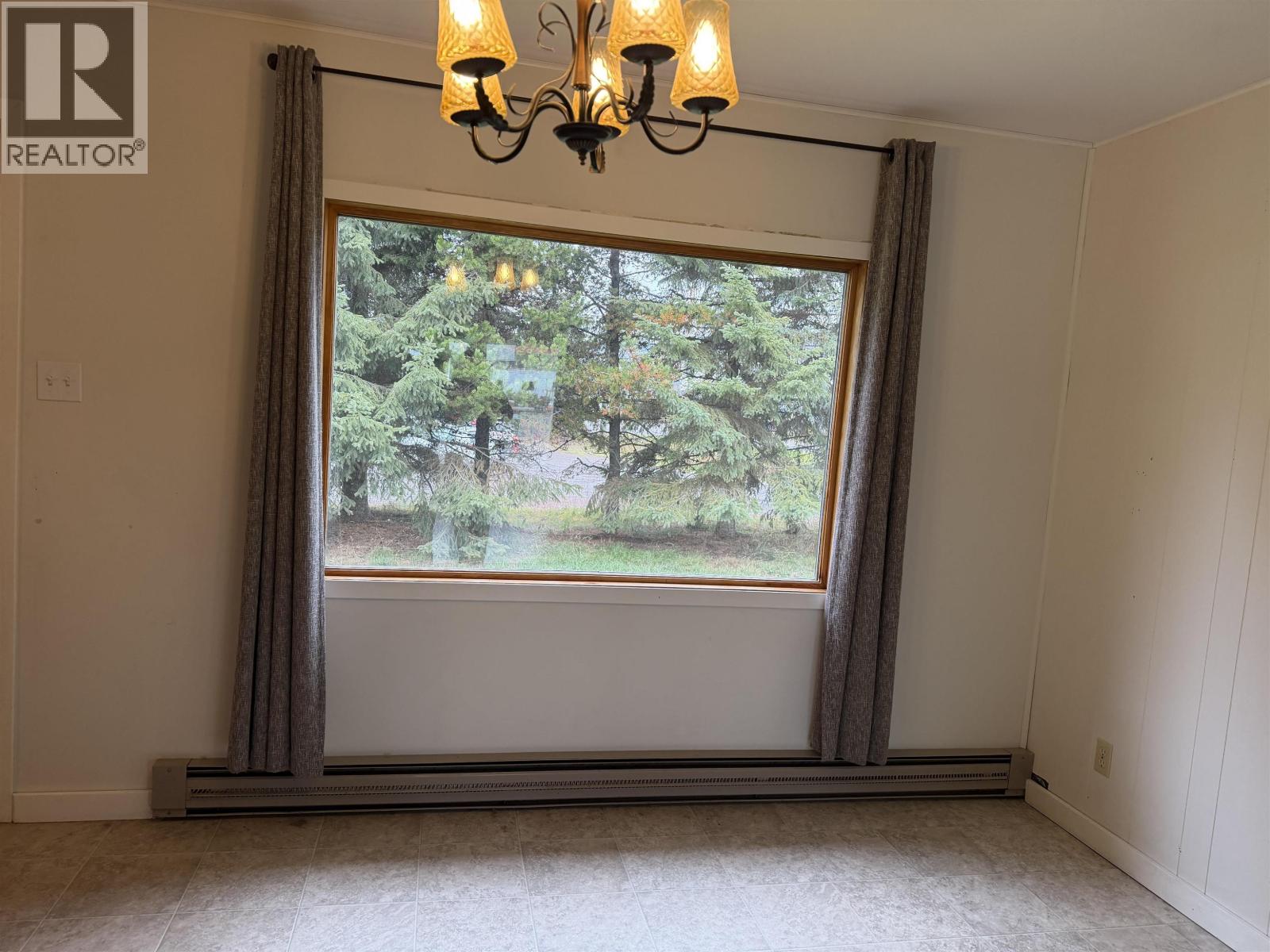 2085 Carnaby Street Property Photo 4