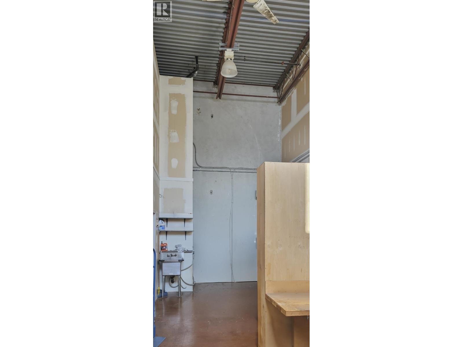 1503 East Kent Avenue North Property Photo 4