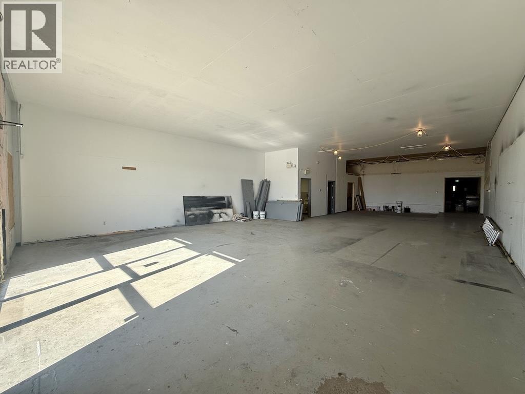 102 10422 N Alaska Road Property Photo 1