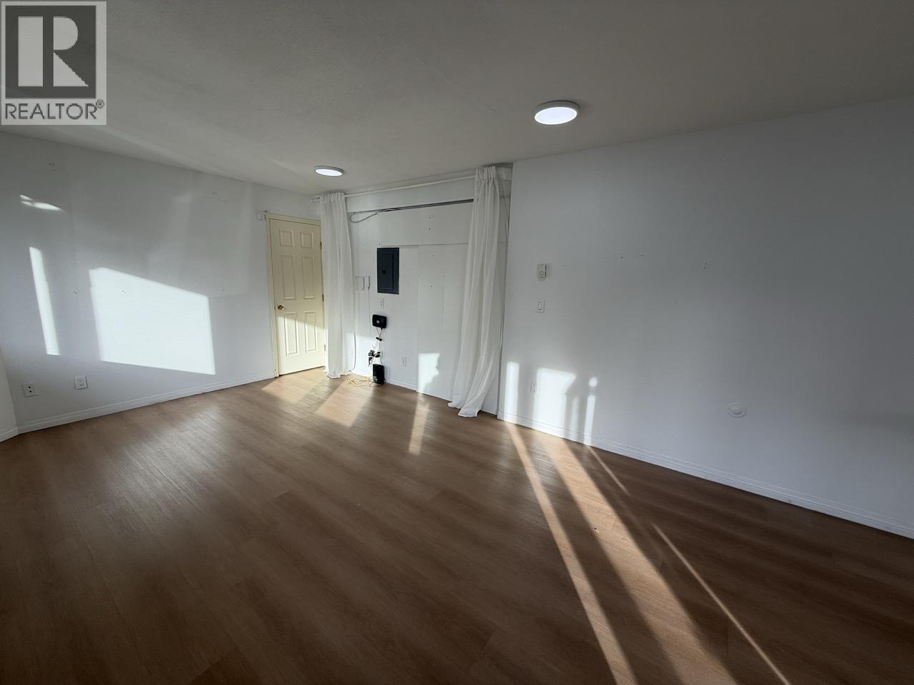 100 12040 2nd Avenue Property Photo 4