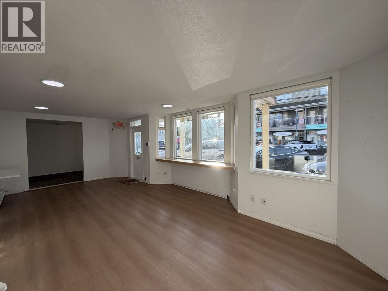 100 12040 2nd Avenue Property Photo 5