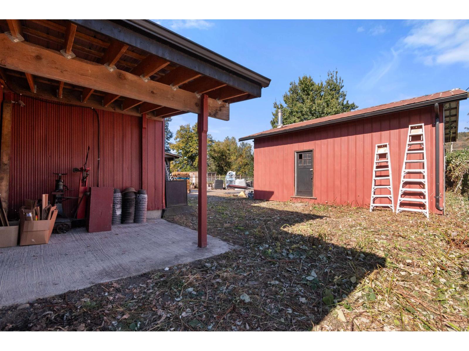 7323 Pioneer Avenue Property Photo 24