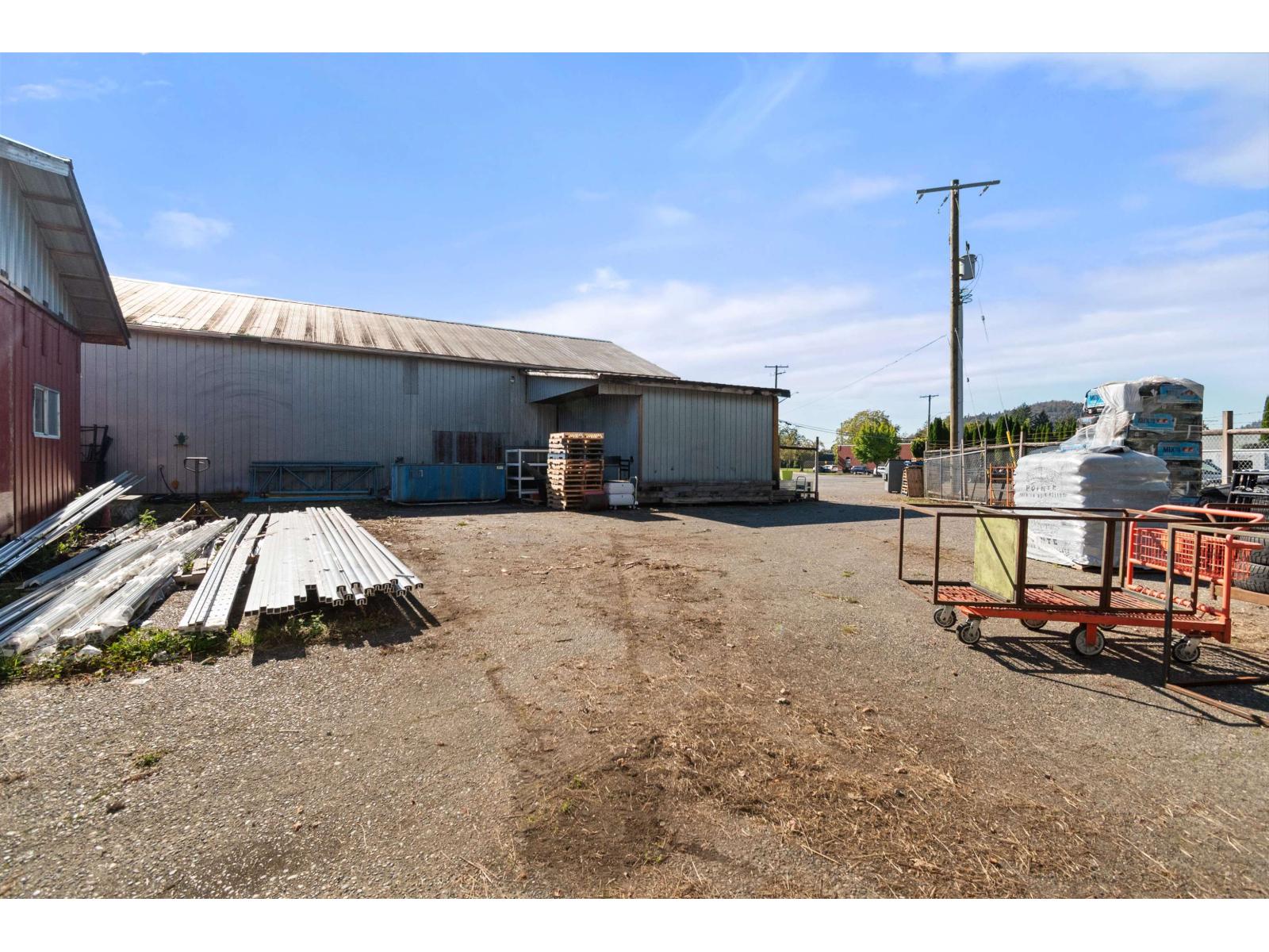7323 Pioneer Avenue Property Photo 26
