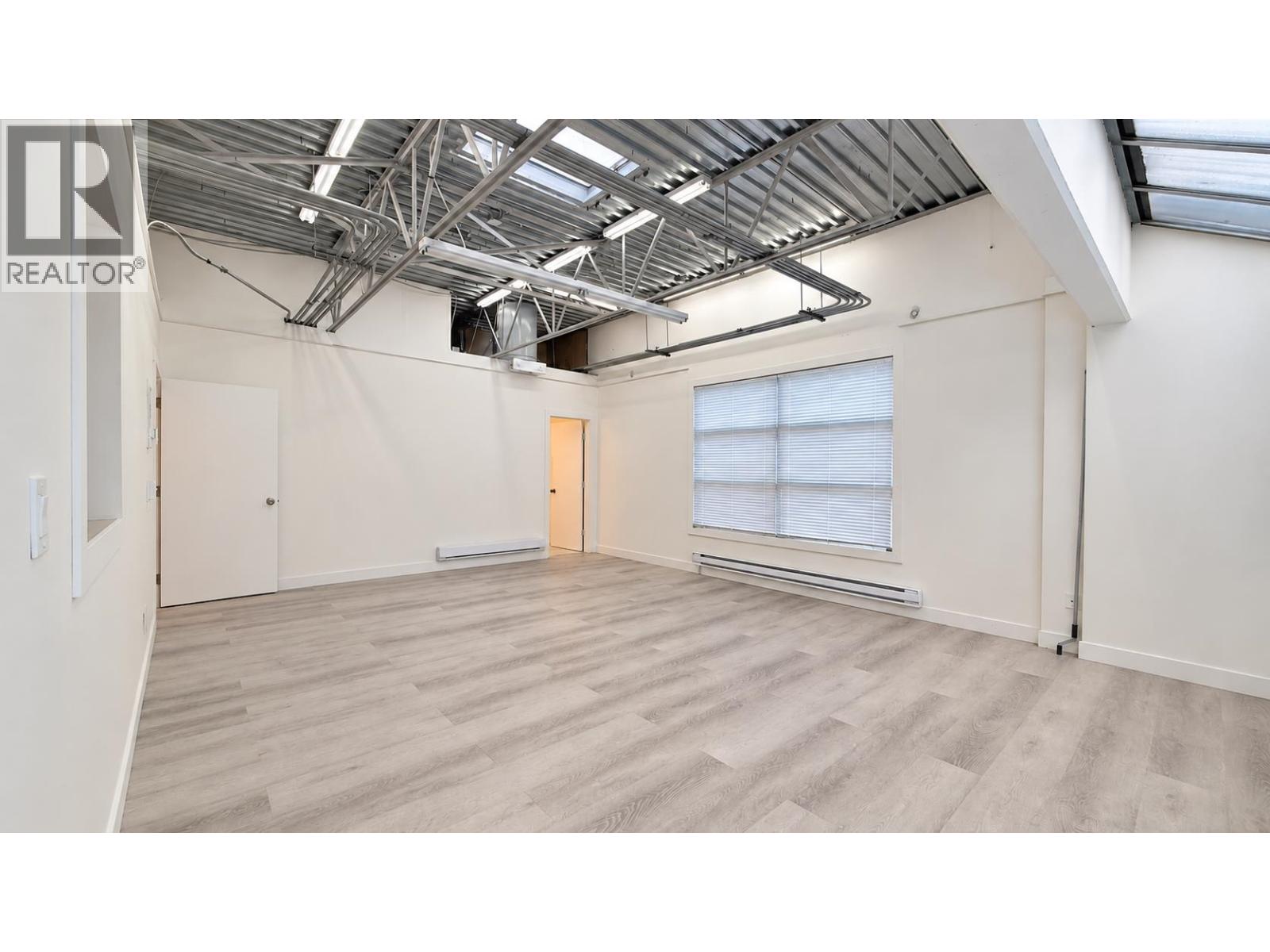 210 11181 Voyageur Way Property Photo 2