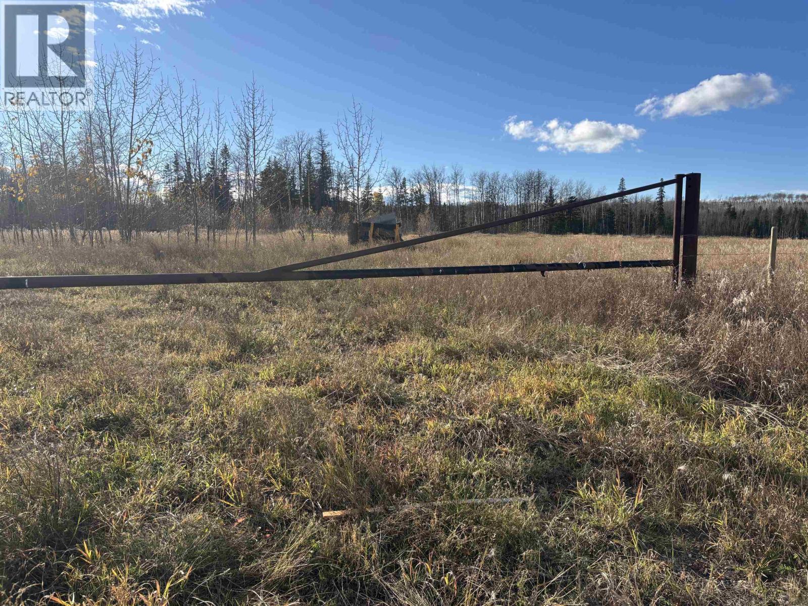 8586 N 97 Highway Property Photo 3