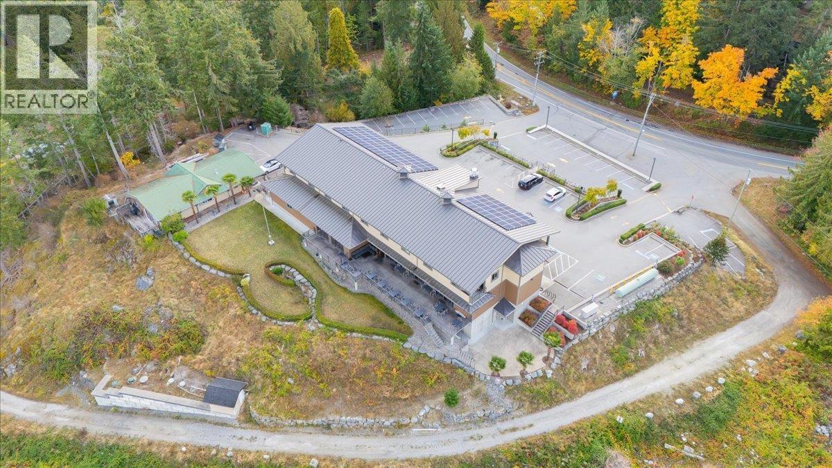 12671 Sunshine Coast Highway Property Photo 7