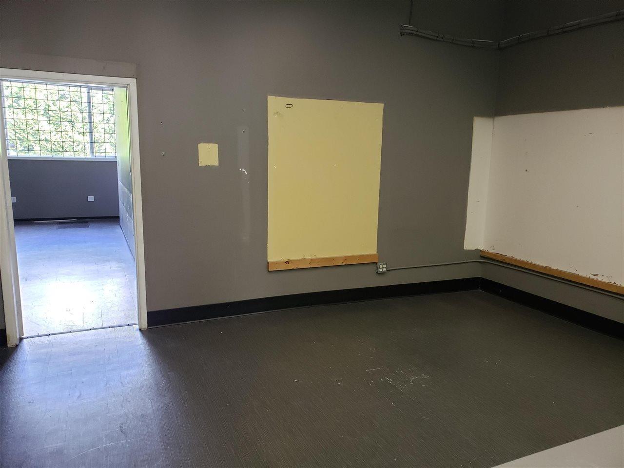 109 15585 24 AVENUE Property Photo 1