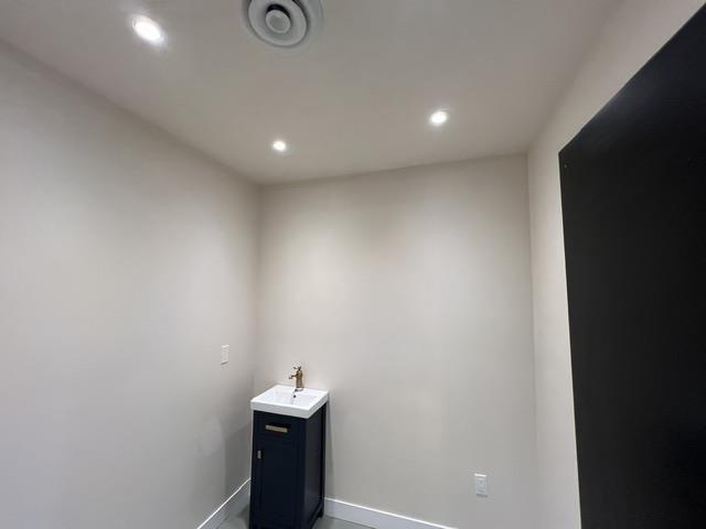C310 20178 96 Avenue Property Photo 10