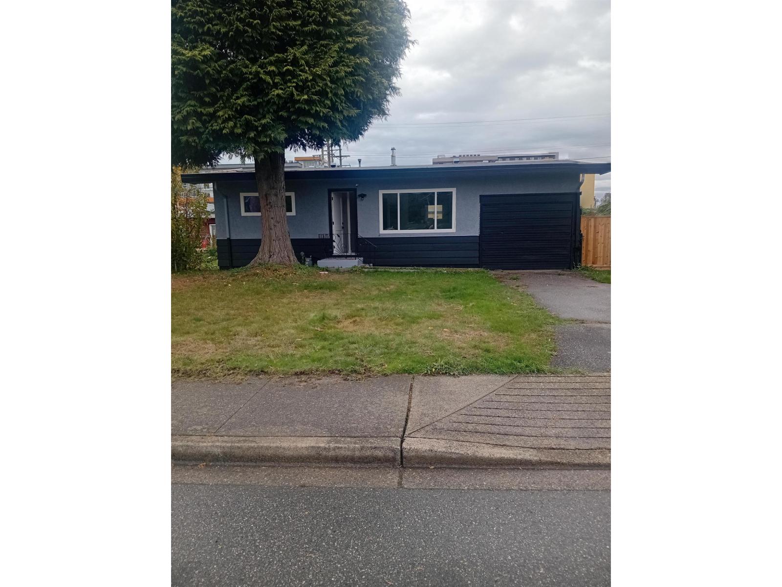 3112 271 Street Property Photo 4