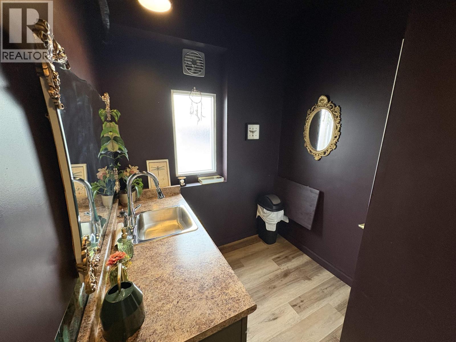 5 11841 224th Street Property Photo 8