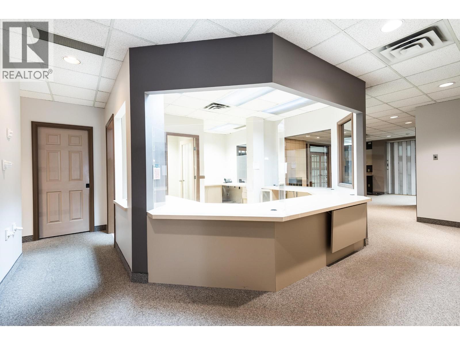 280 7580 River Road Property Photo 2