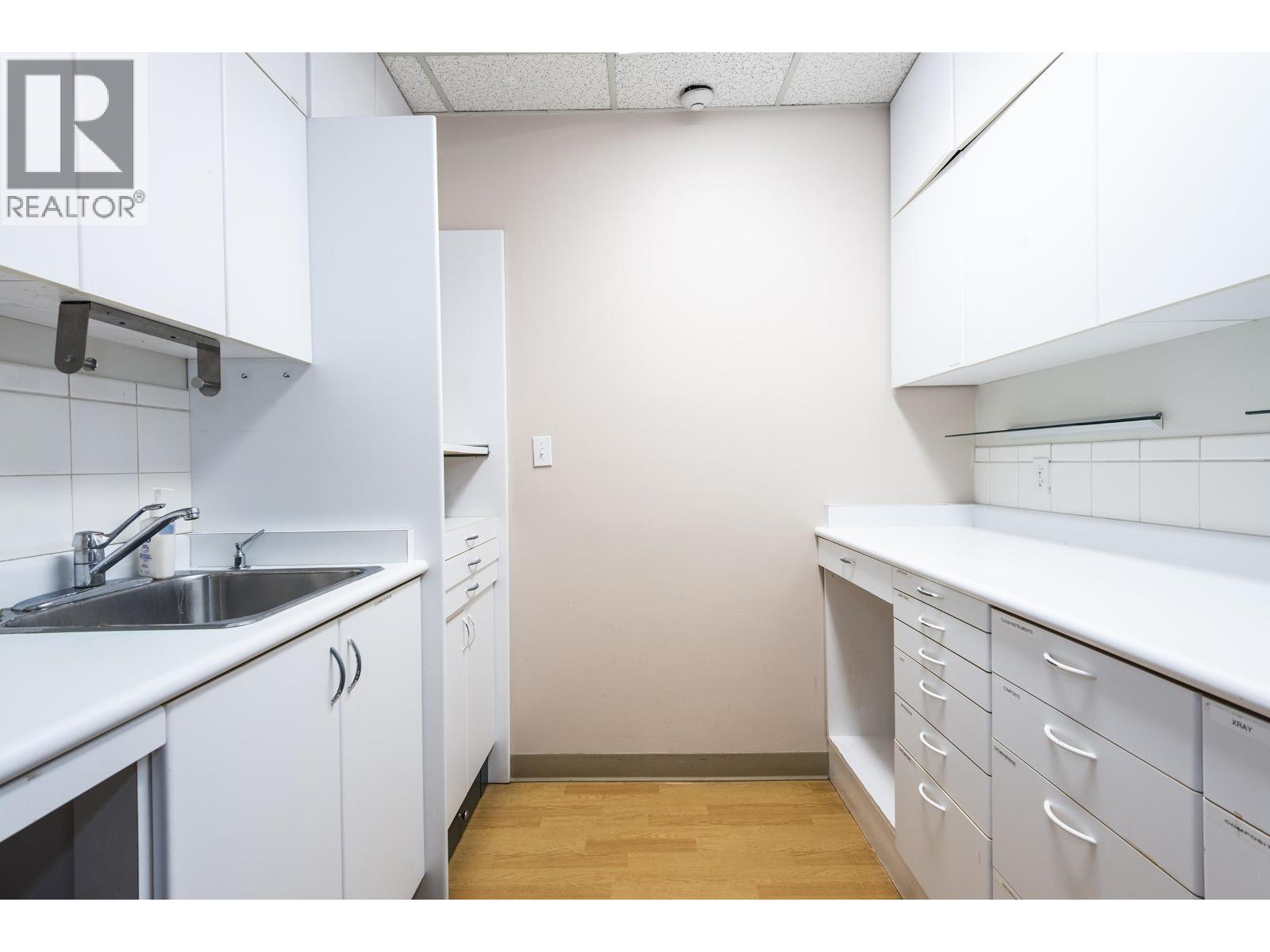 280 7580 River Road Property Photo 11
