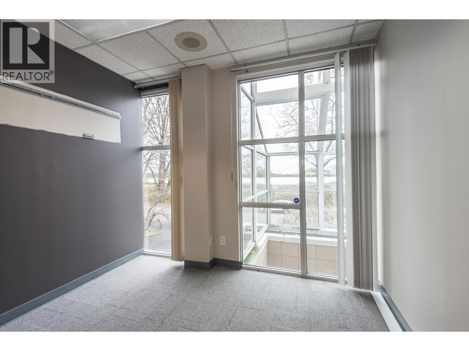 280 7580 River Road Property Photo 14