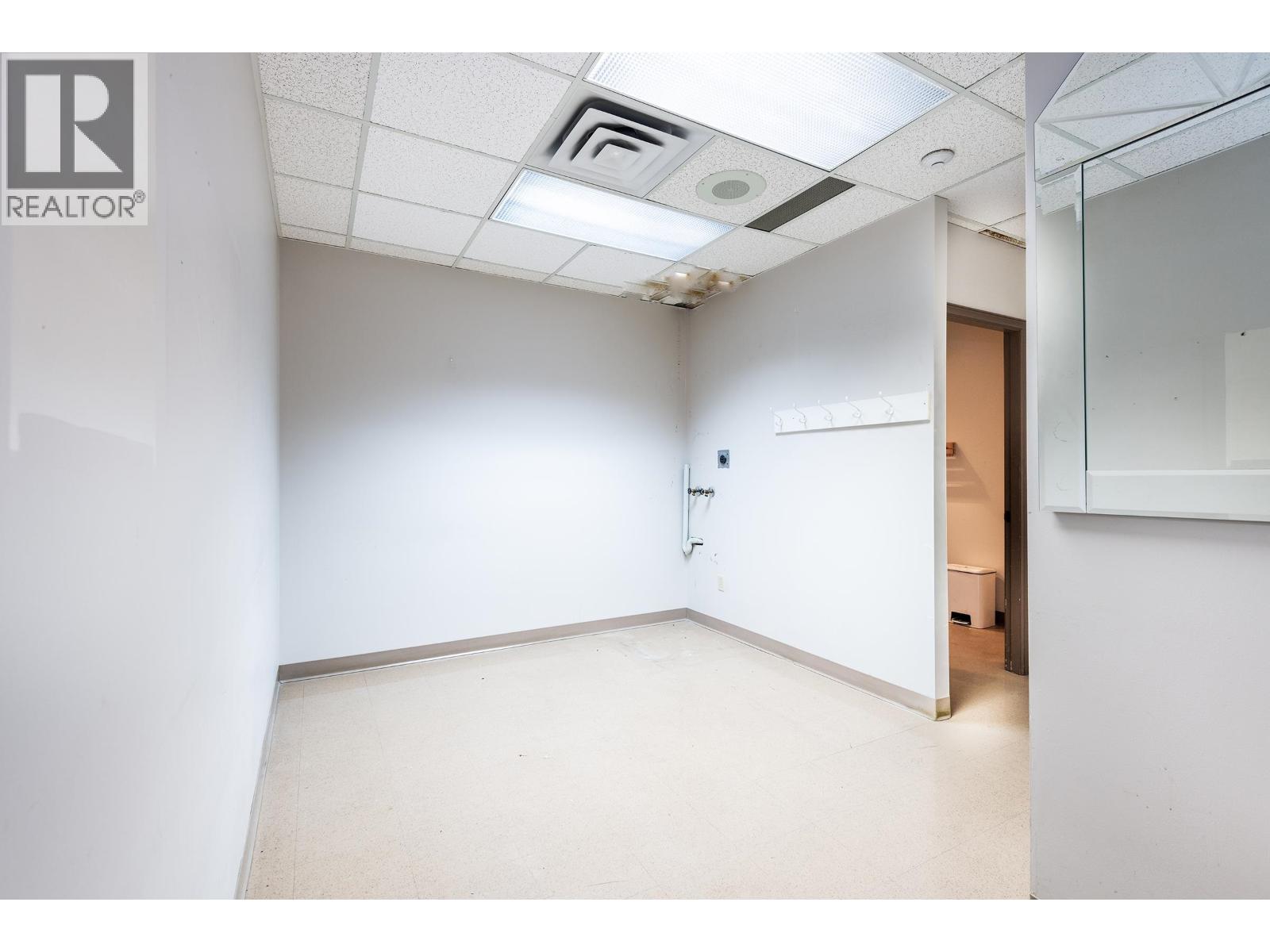 280 7580 River Road Property Photo 16