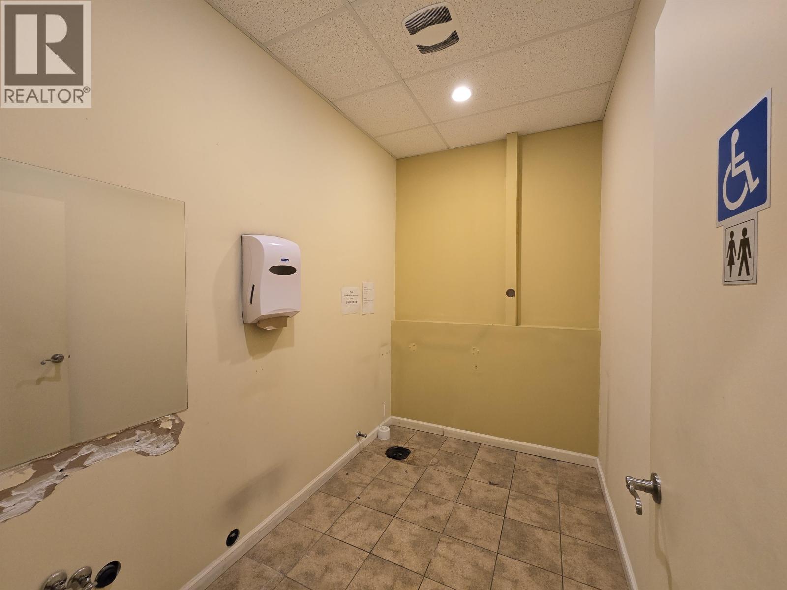 170 8351 Alexandra Road Property Photo 29