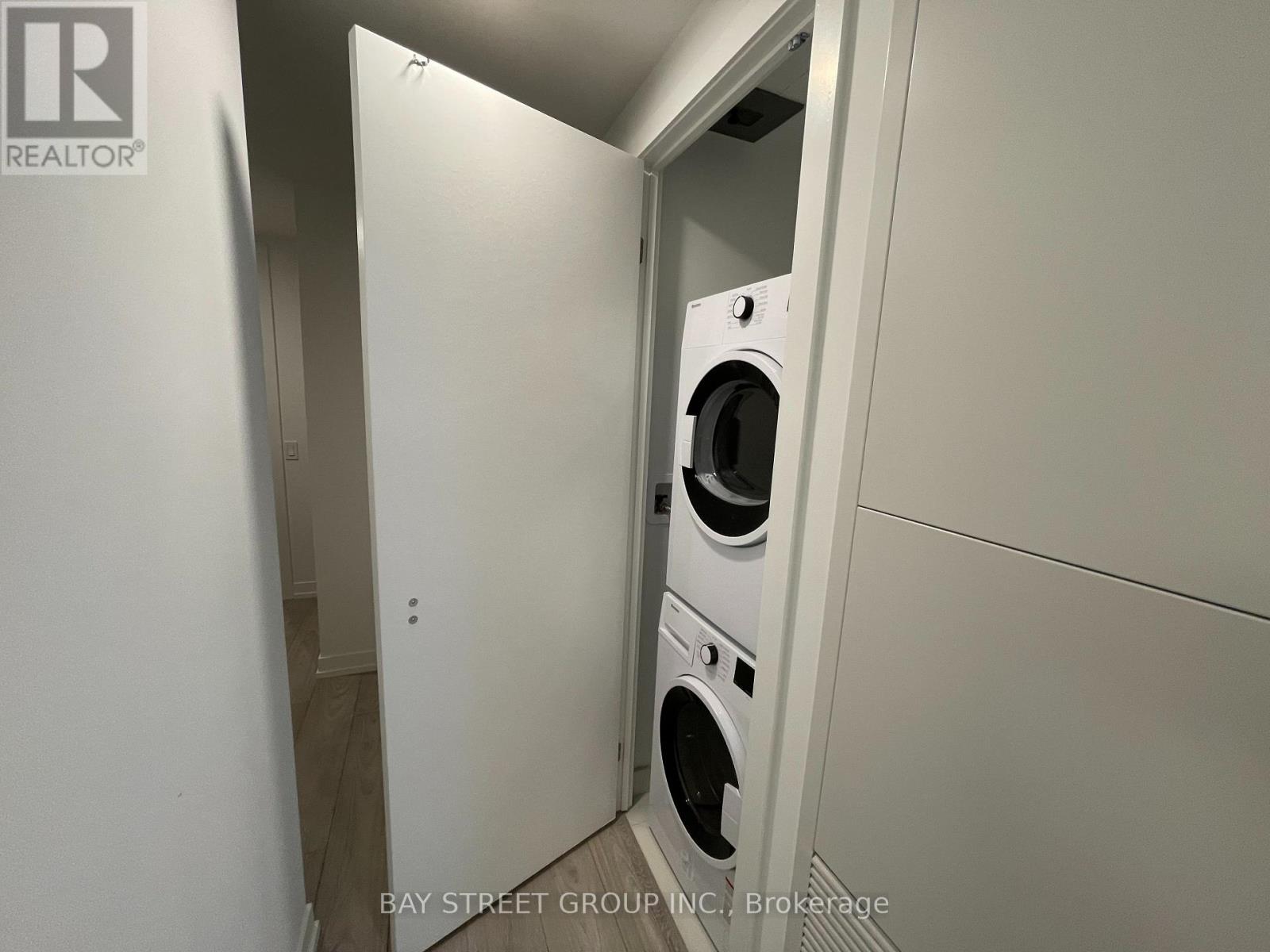 2701 - 82 Dalhousie Street Property Photo 2