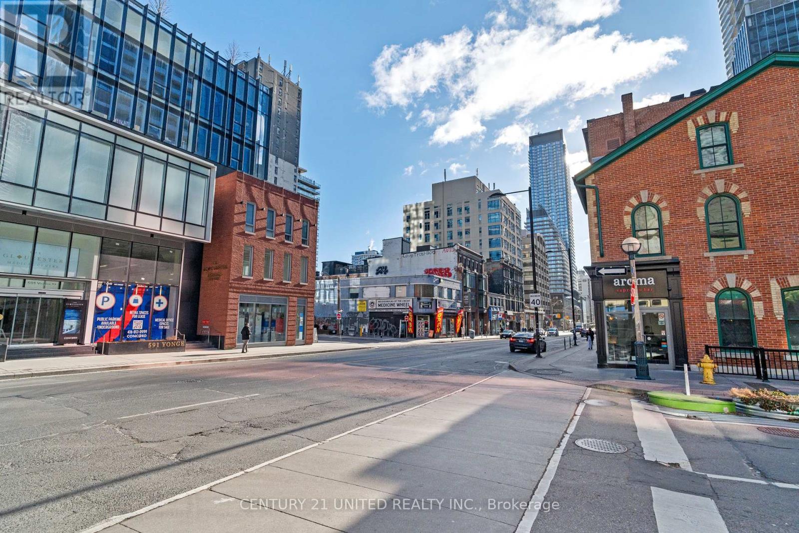 205 - 591 Yonge Street Property Photo 4