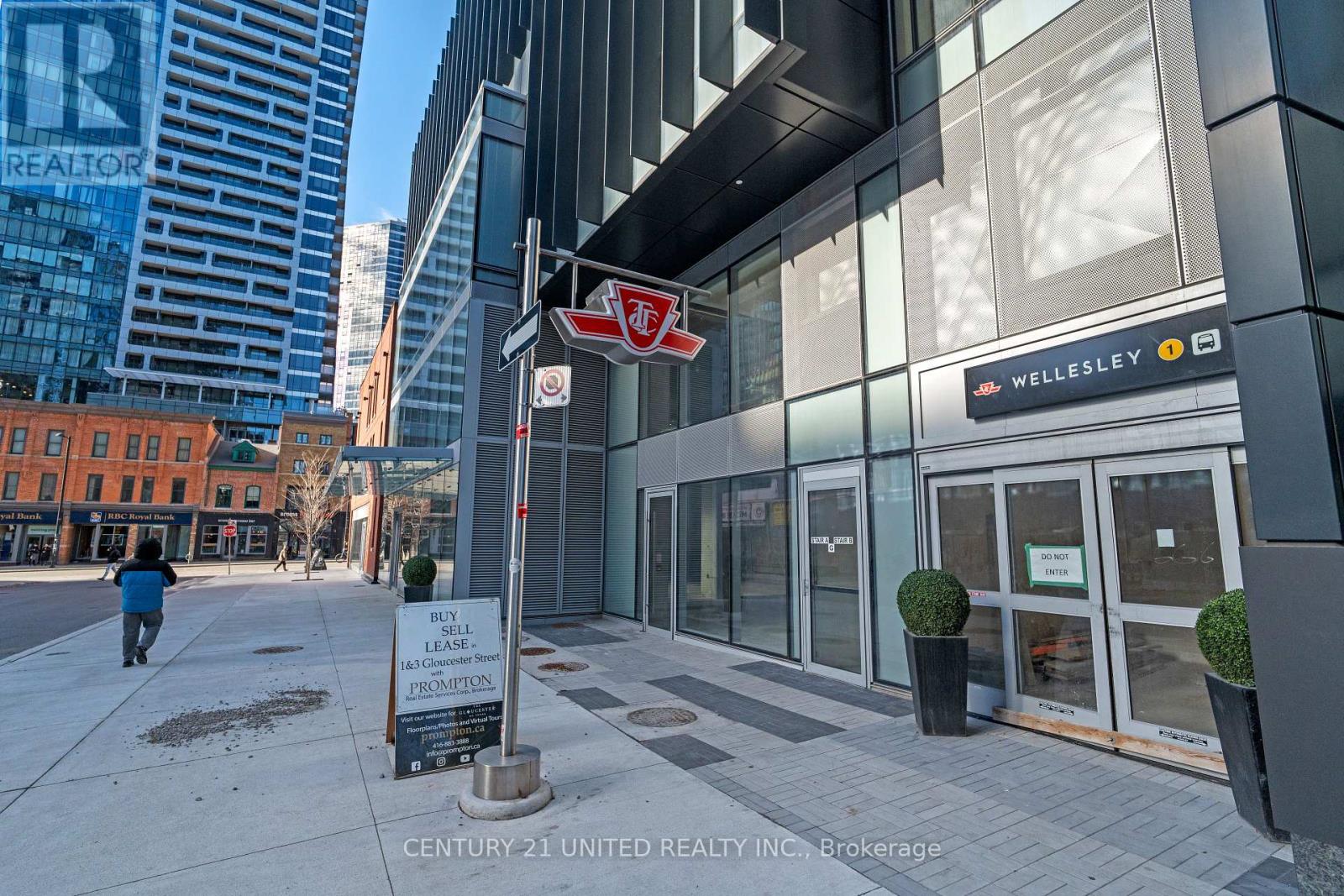 205 - 591 Yonge Street Property Photo 5