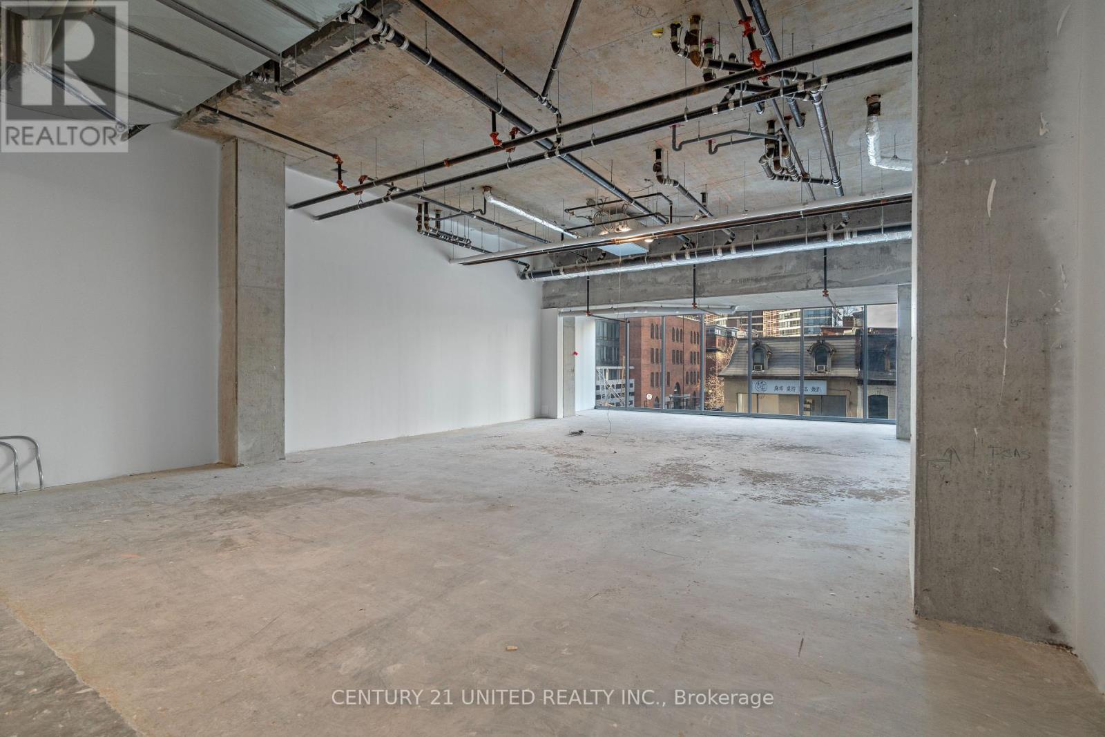205 - 591 Yonge Street Property Photo 12