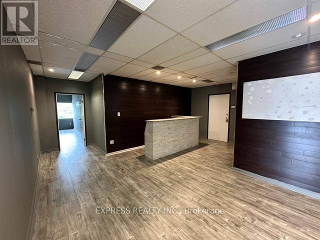 302 - 121 Willowdale Avenue Property Photo 2