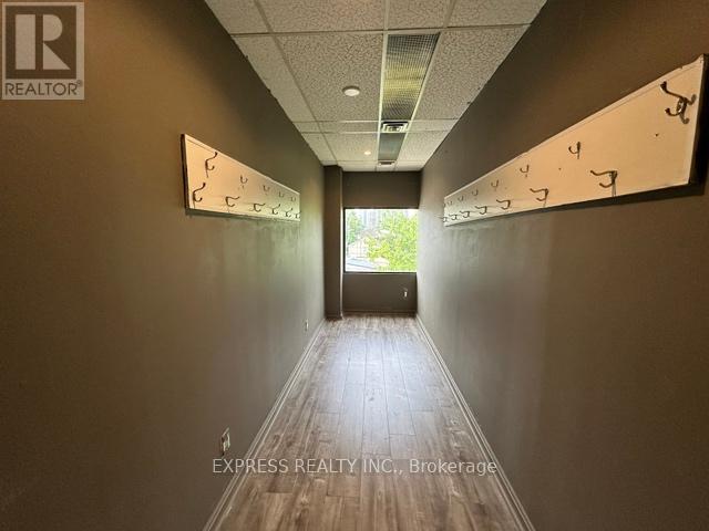 302 - 121 Willowdale Avenue Property Photo 8