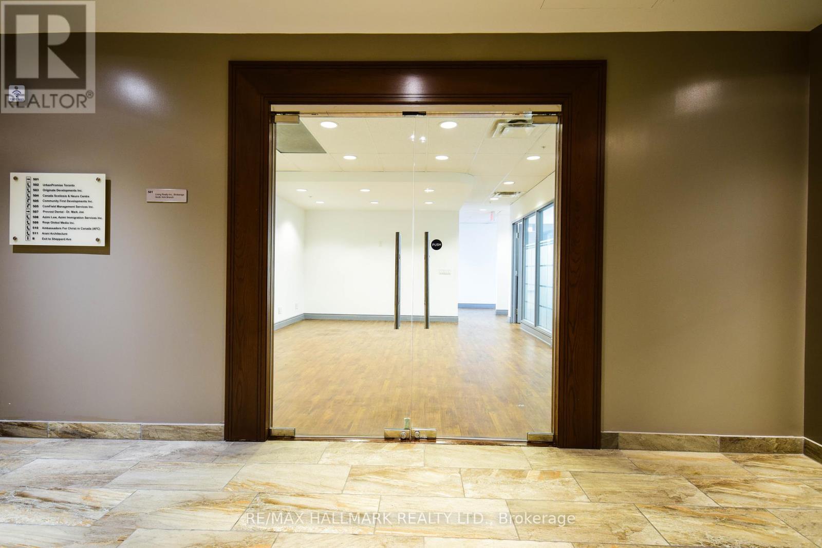 501 - 685 Sheppard Avenue E Property Photo 3