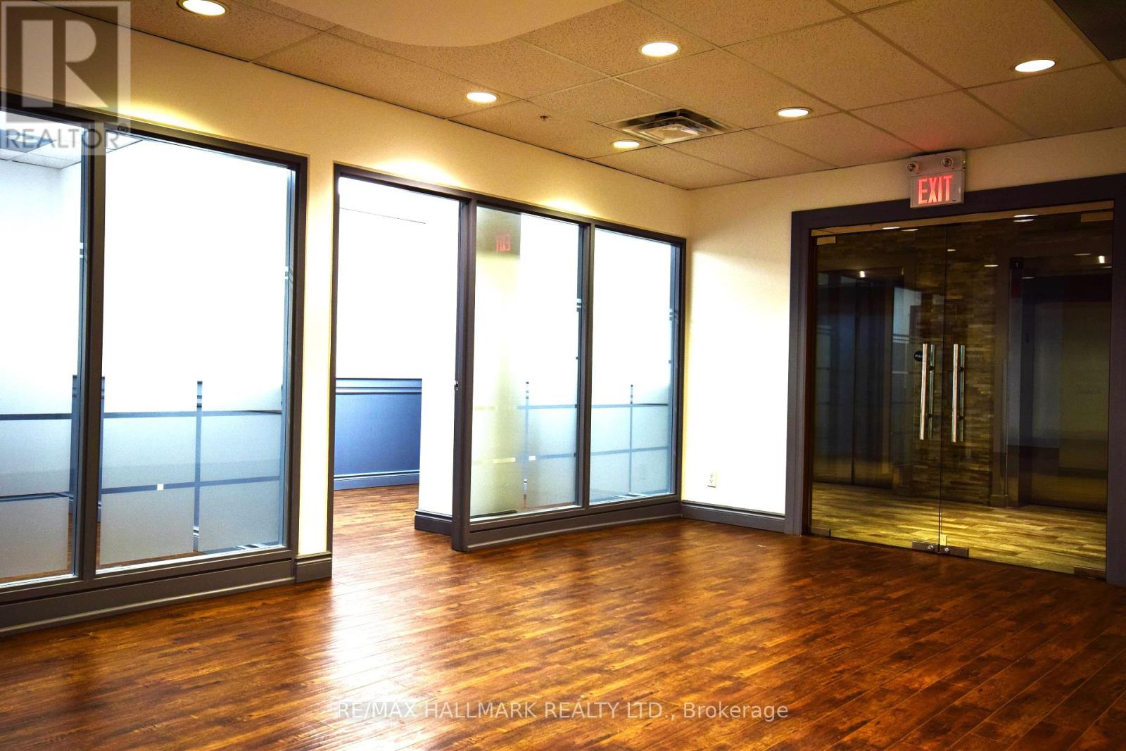 501 - 685 Sheppard Avenue E Property Photo 4