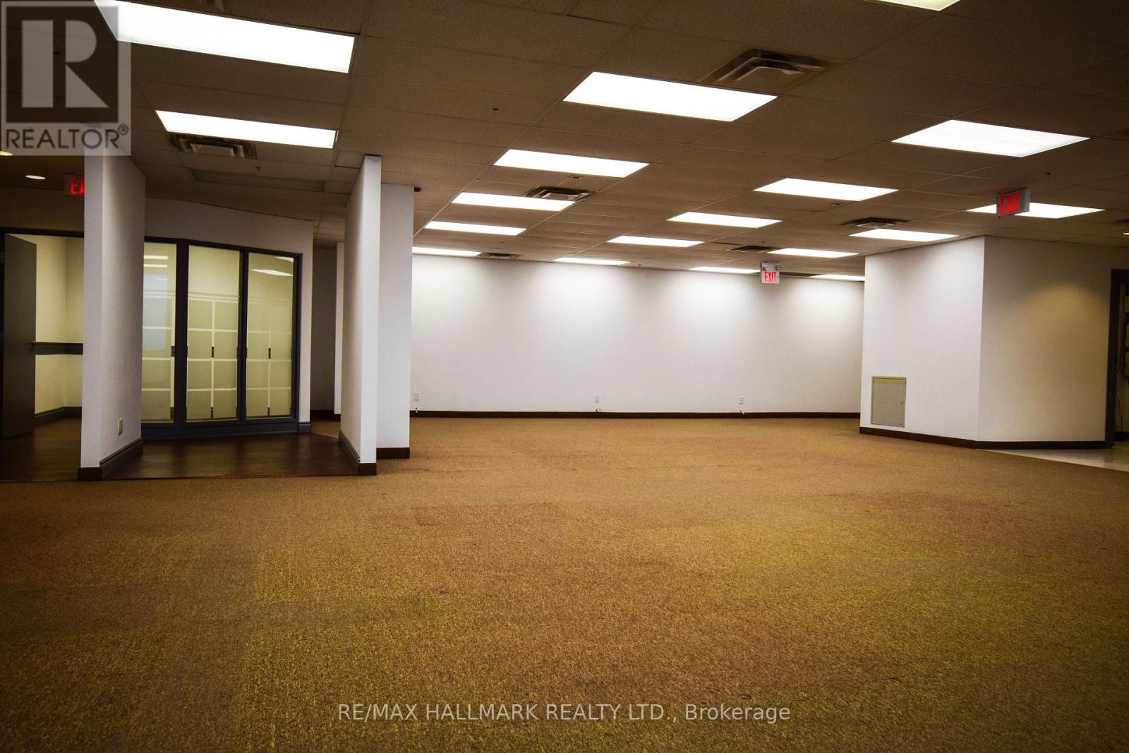 501 - 685 Sheppard Avenue E Property Photo 5