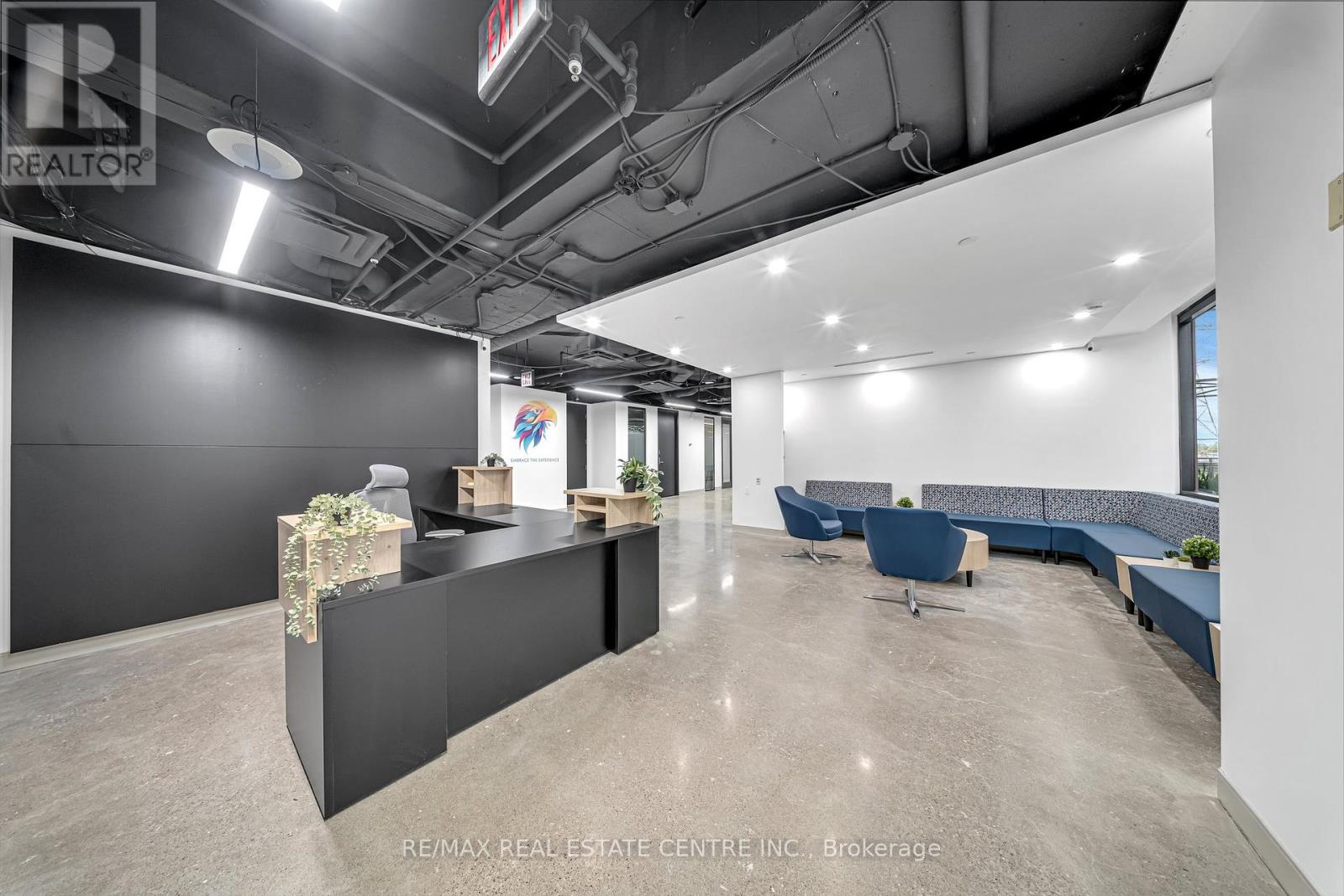 200 F - 5700 Yonge Street Road Property Photo 6