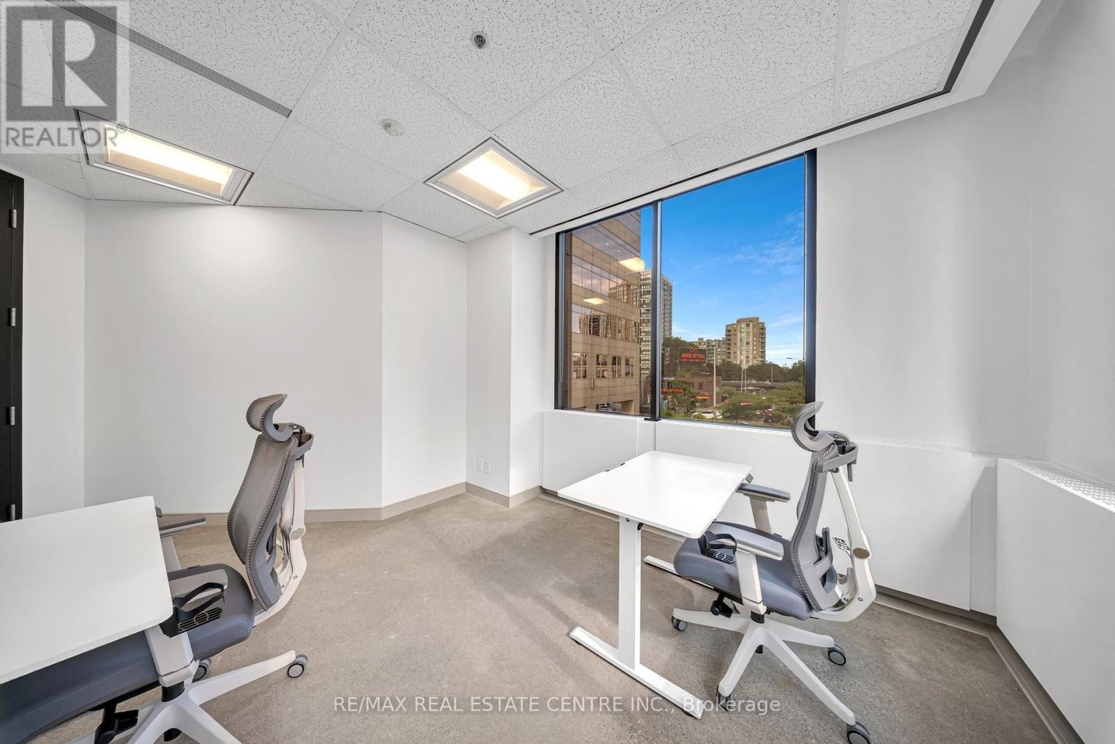 200 F - 5700 Yonge Street Road Property Photo 18