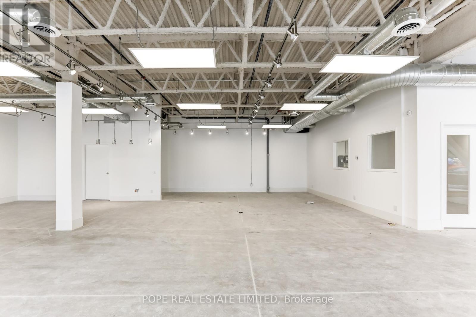 105&106 - 52 Scarsdale Road Property Photo 11