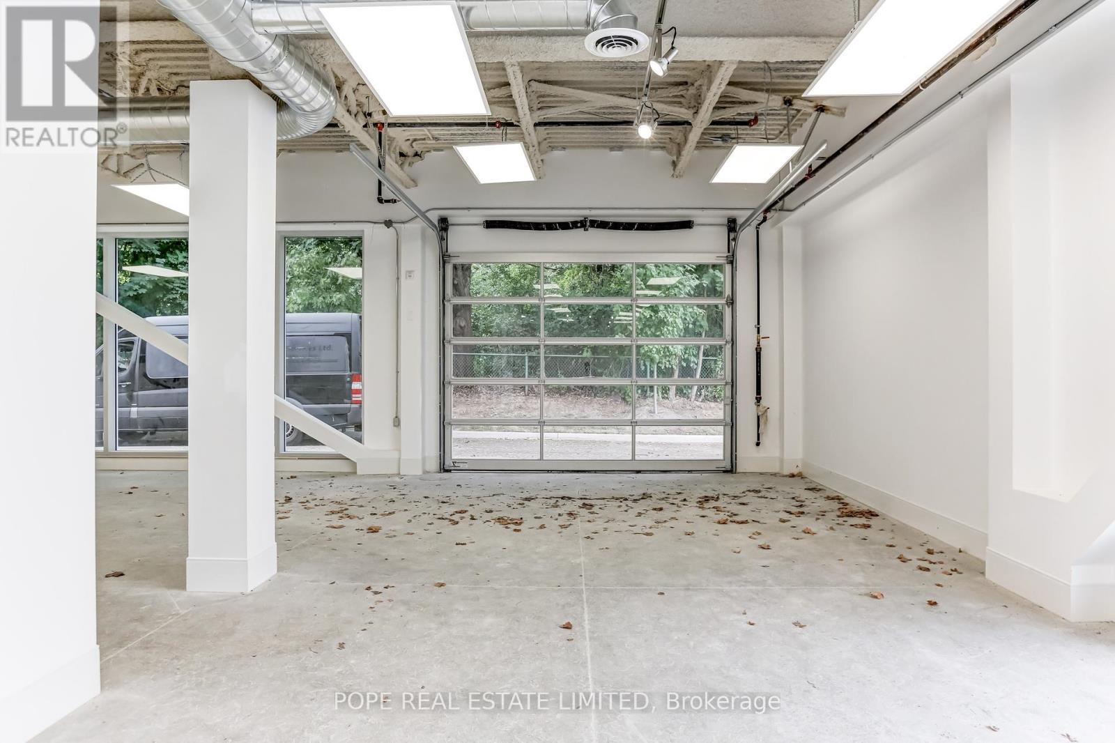 105&106 - 52 Scarsdale Road Property Photo 22