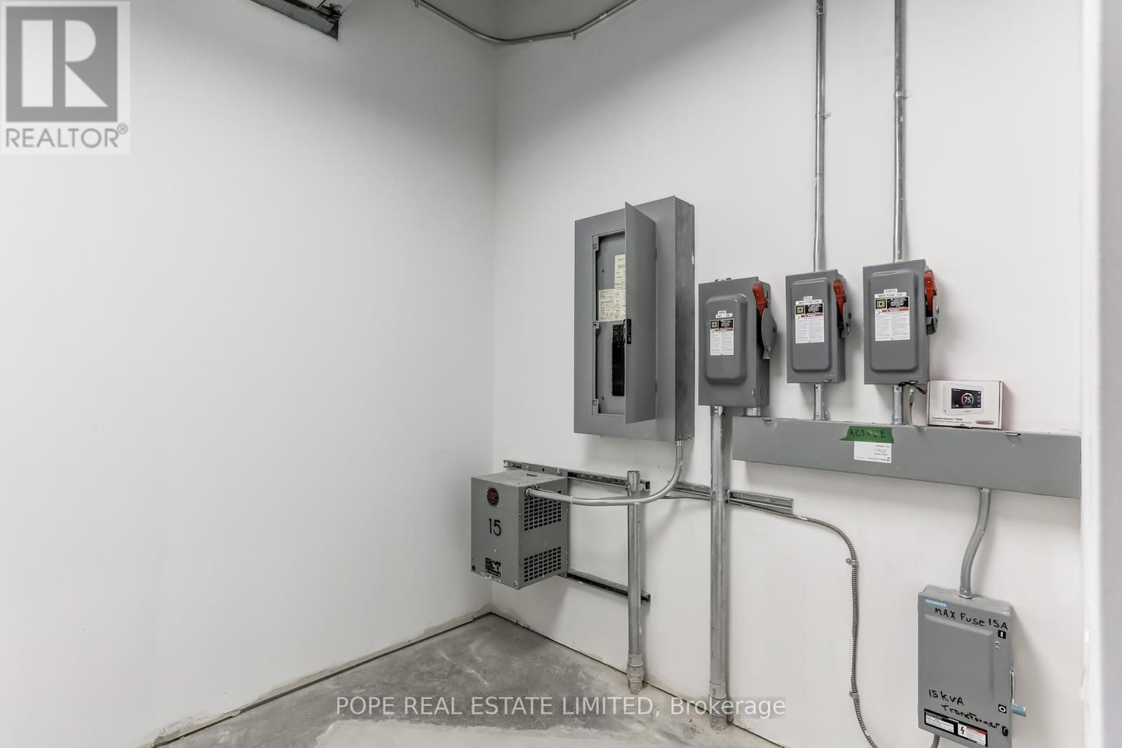 105&106 - 52 Scarsdale Road Property Photo 30