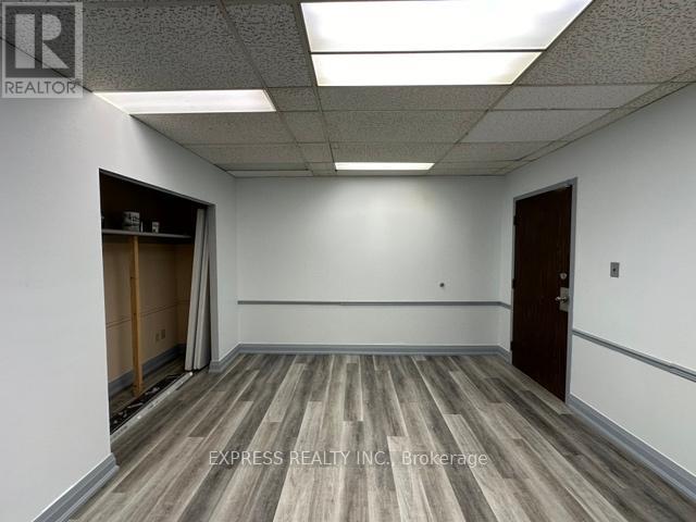 307 - 121 Willowdale Avenue Property Photo 1