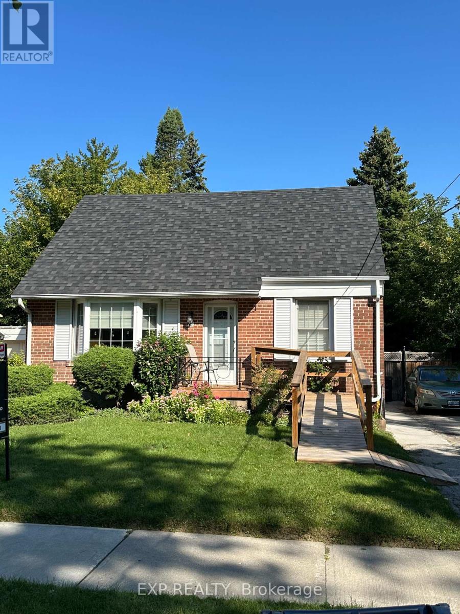 18 PLEASANT AVENUE Property Photo 1