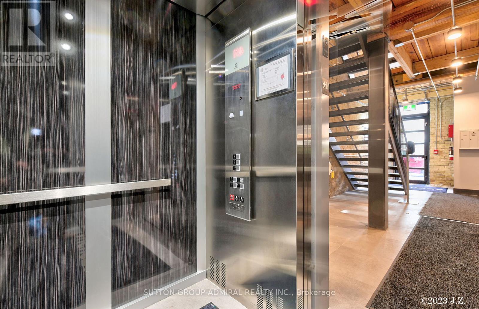 200 - 35 Britain Street Property Photo 7