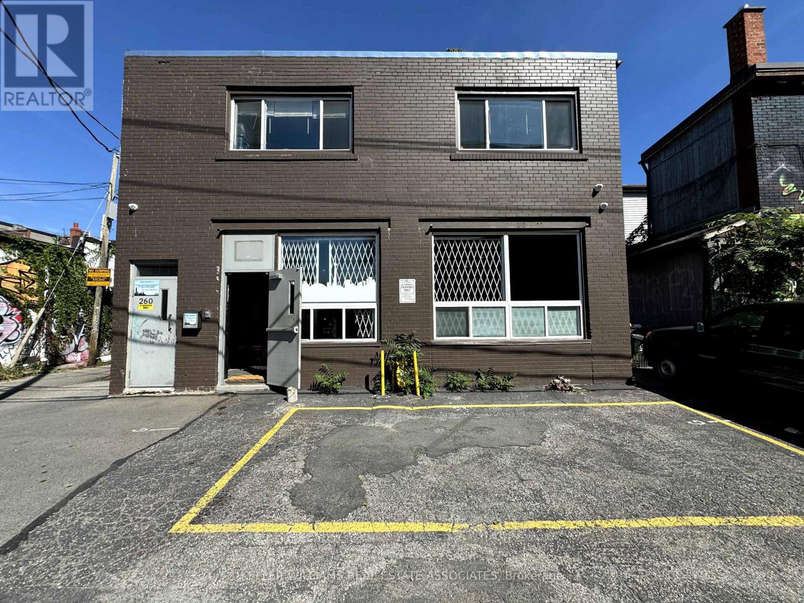 C9354312 Property Photo 1