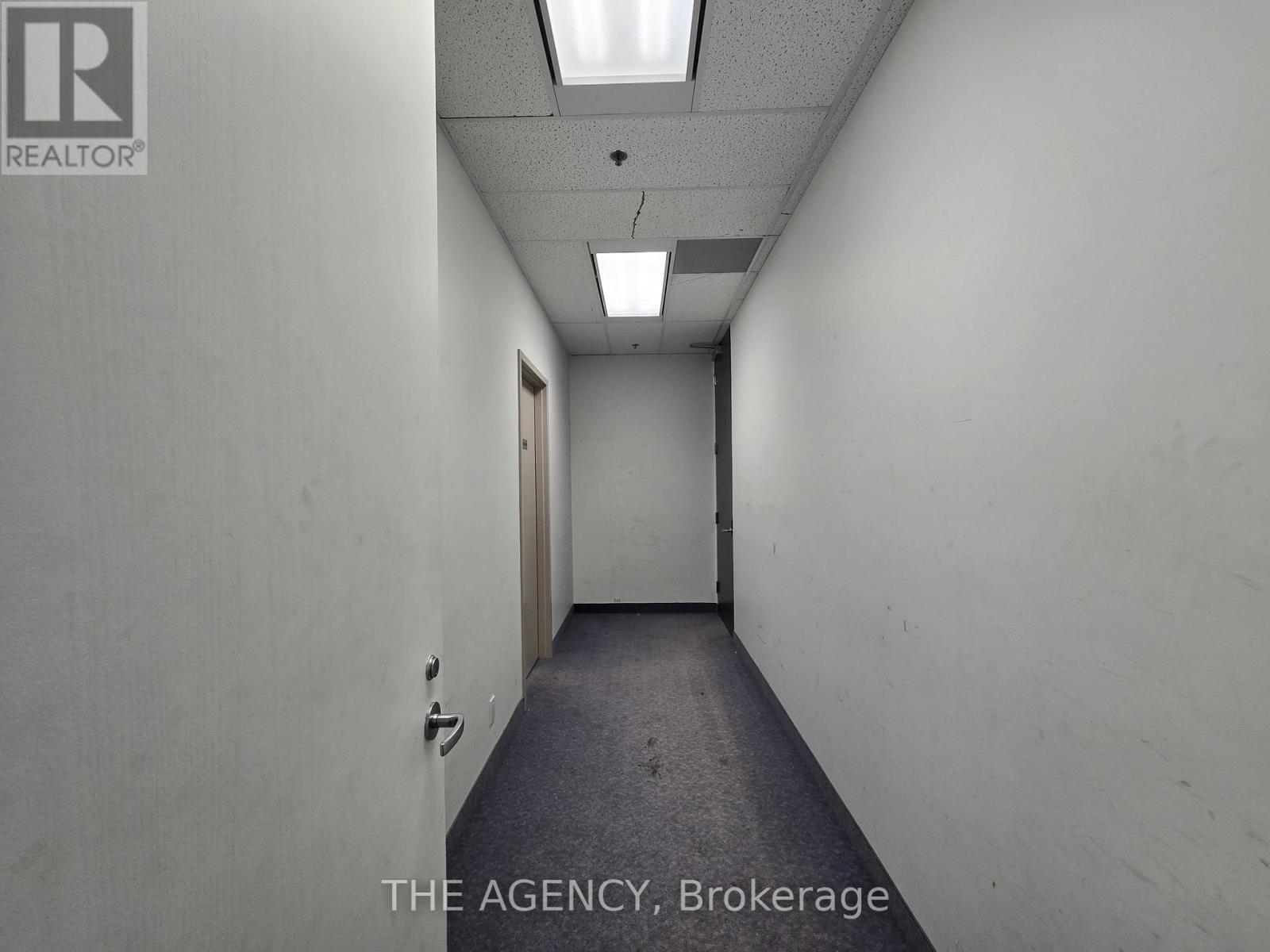 1050a - 5255 Yonge Street Property Photo 4