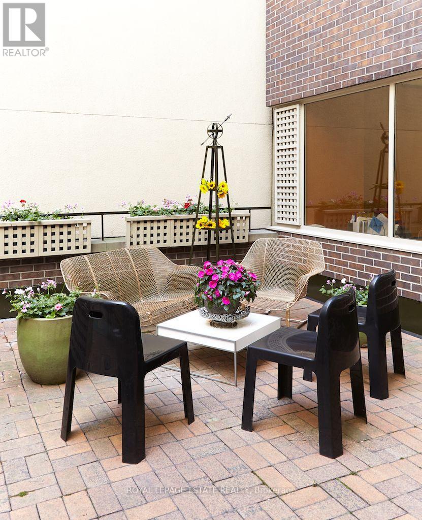 307 - 124 Merton Street Property Photo 15