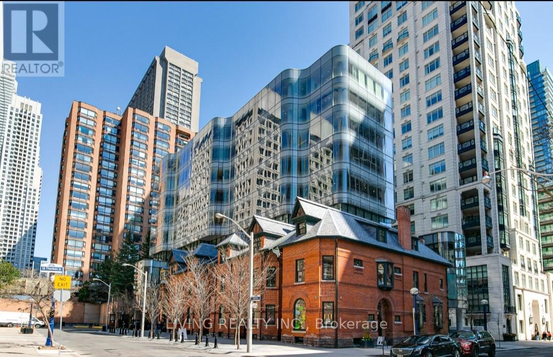 206 - 7 St Thomas Street Property Photo 7